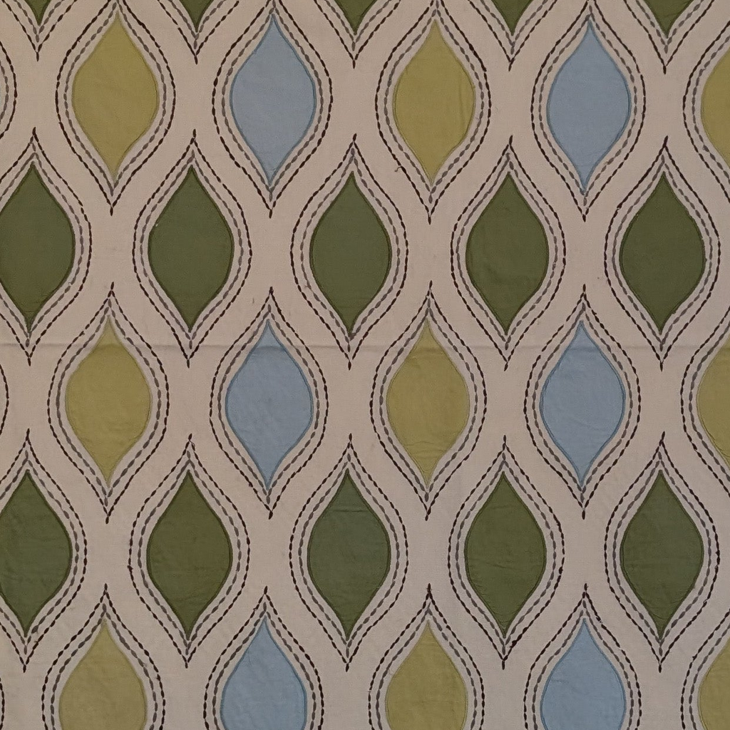 Absolutely Fabrics 'Diamond Embroidery' Remnant