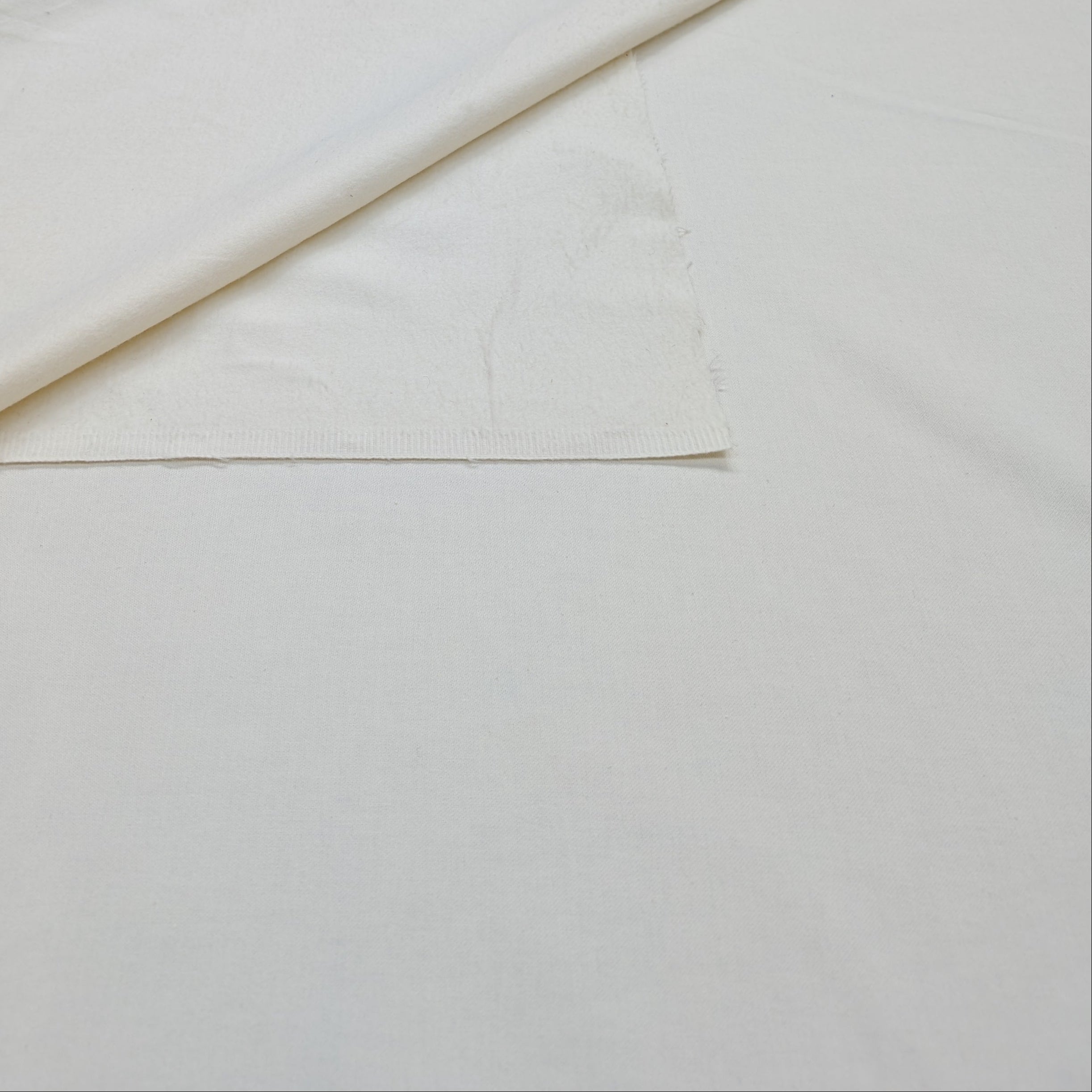 Fleece/brushed ivory cotton lining