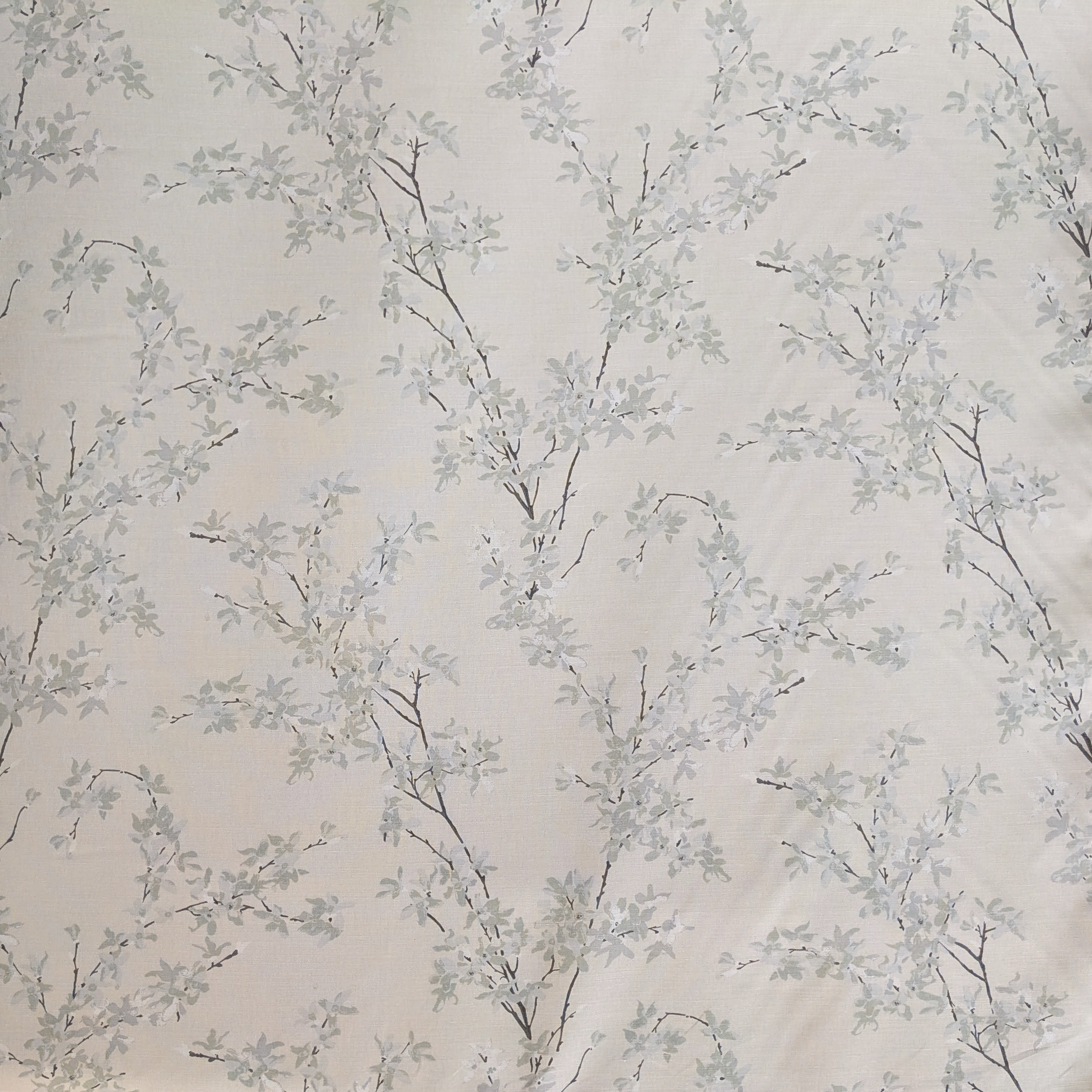 Laura Ashley ‘Forsythia’ Polycotton in cream Remnant pieces