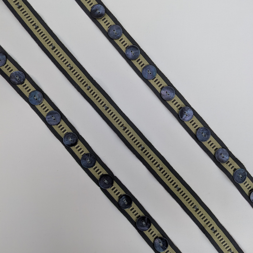 Button trim in green and blue 