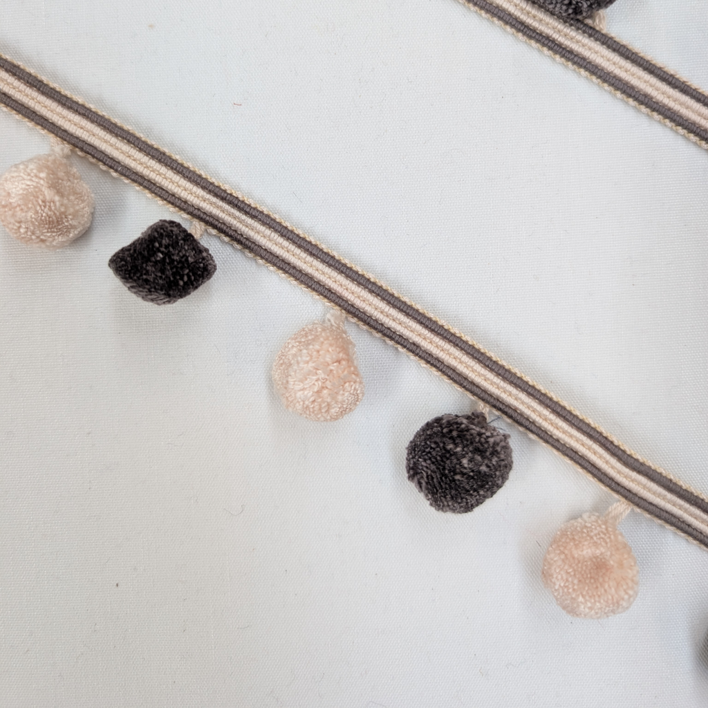 Absolutely Fabrics ‘Pom Pom’ Grey & Cream