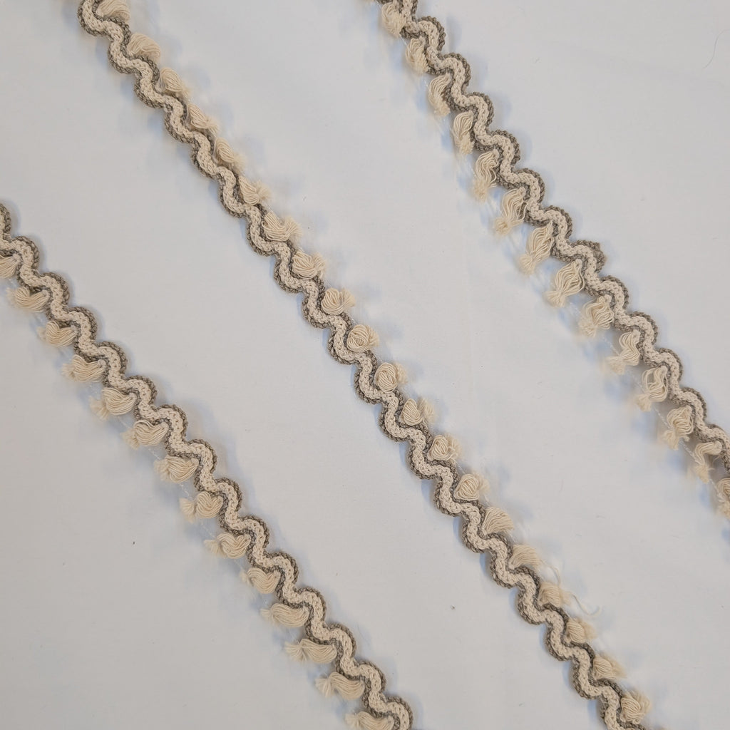 Absolutely Fabrics ‘Scroll Tassel' Taupe