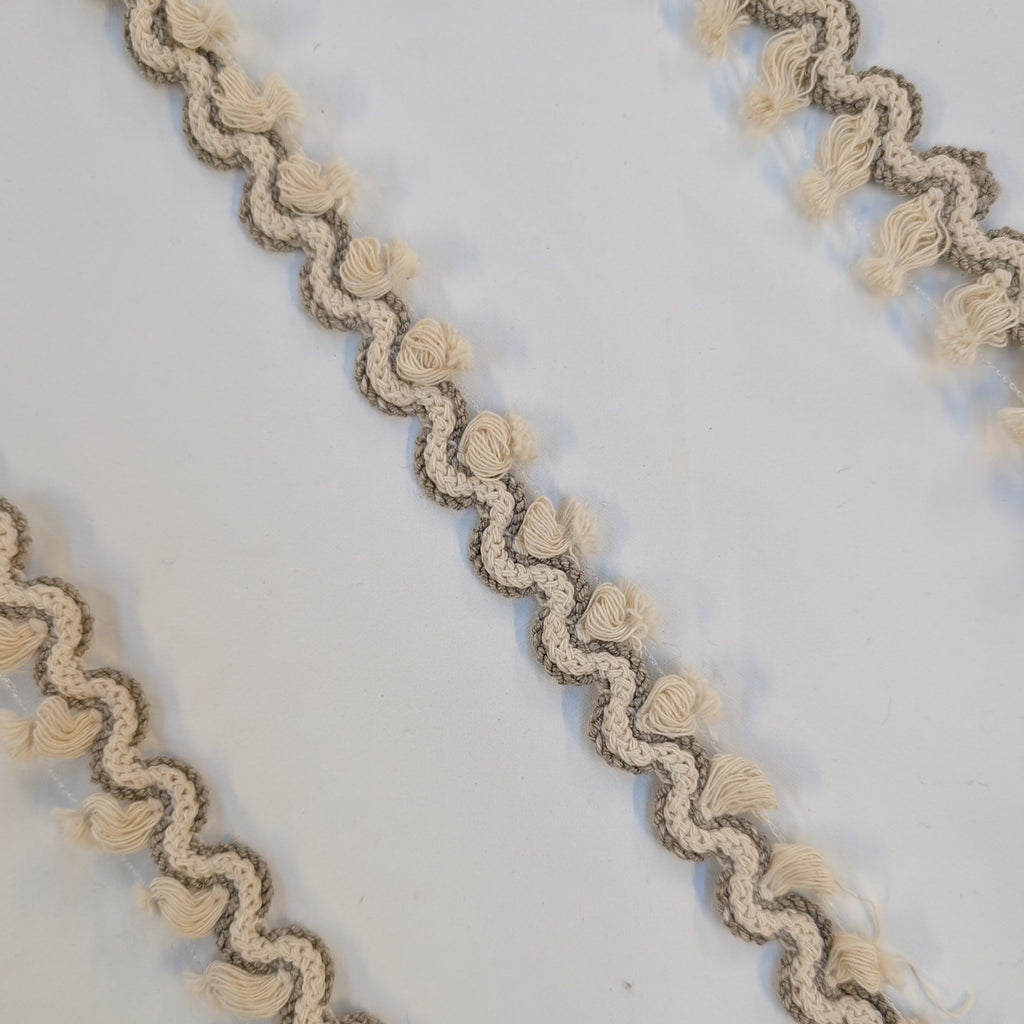 Absolutely Fabrics ‘Scroll Tassel' Taupe