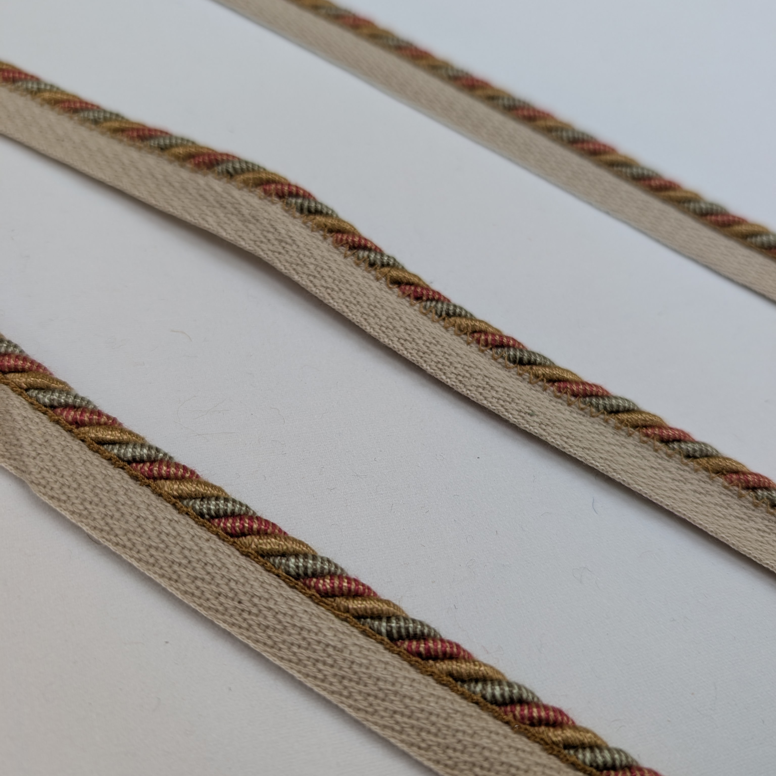 Flanged rope cord in yellow pink and blue 